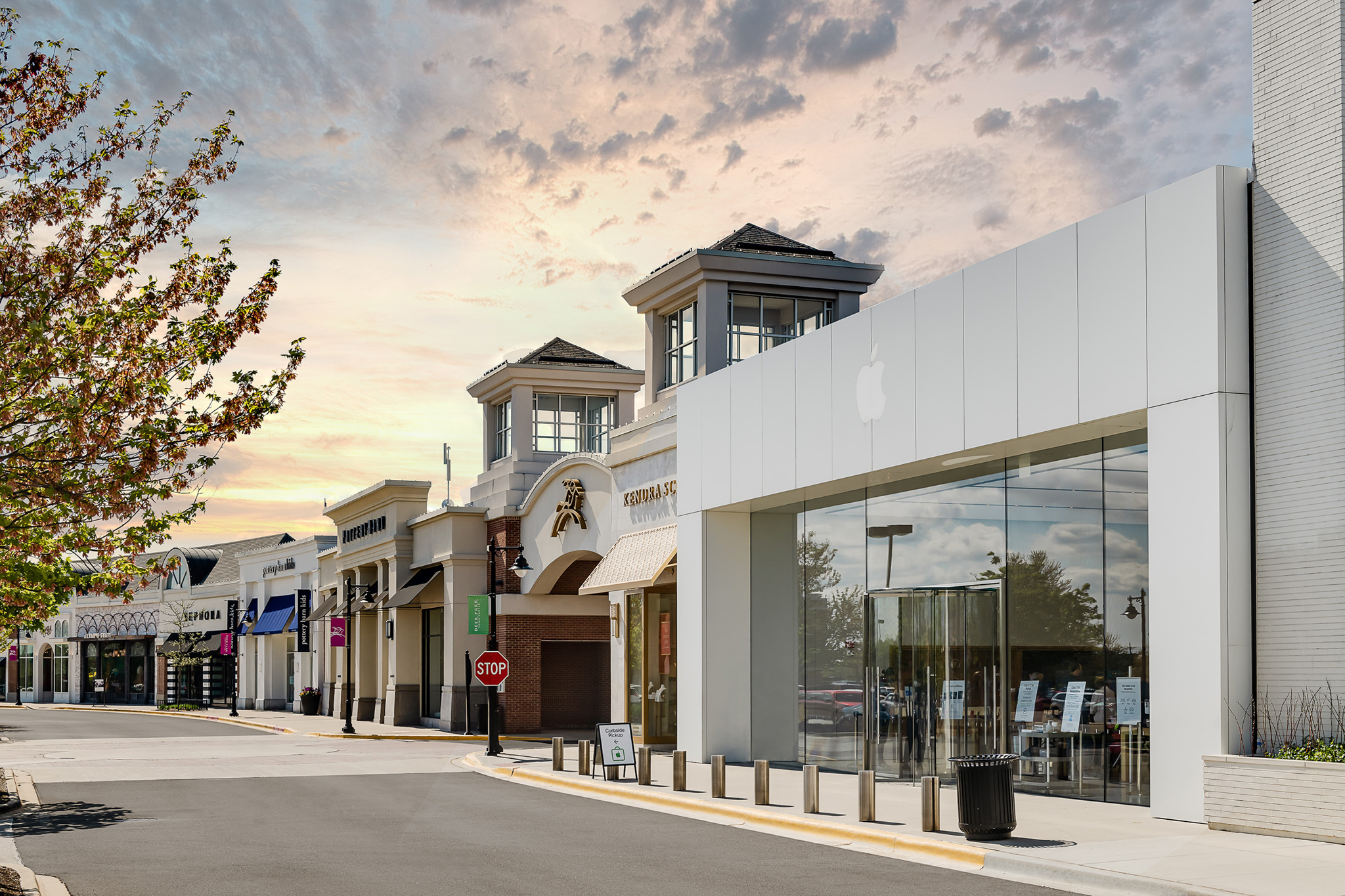 © Tony Fiorito; Exterior twilight image of Deer Park Town Center in Deer Park, IL; Exterior image of Apple Store in Deer Park, IL. Photographed for Ryan Homes, NVR.
