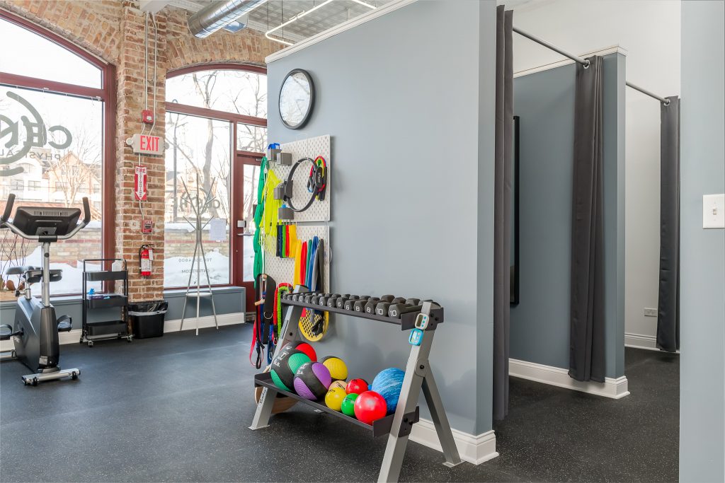 Physical Therapy Office In Chicago
