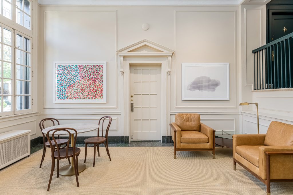 Seating in a vintage Chicago apartment lobby