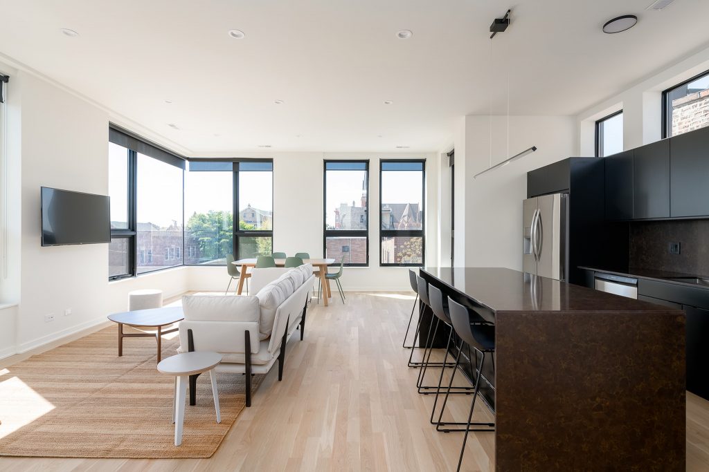 Modern Apartment Kitchen by Avenue Builders, Architectural Photography in Chicago