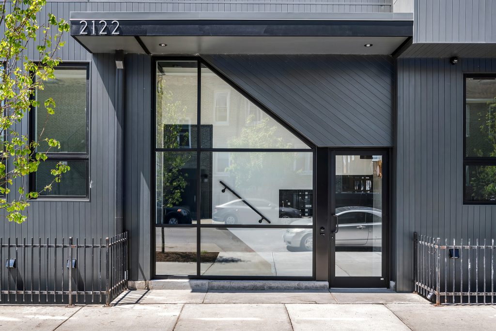 Modern Black Building Exterior by Avenue Builders, Architectural Photography in Chicago