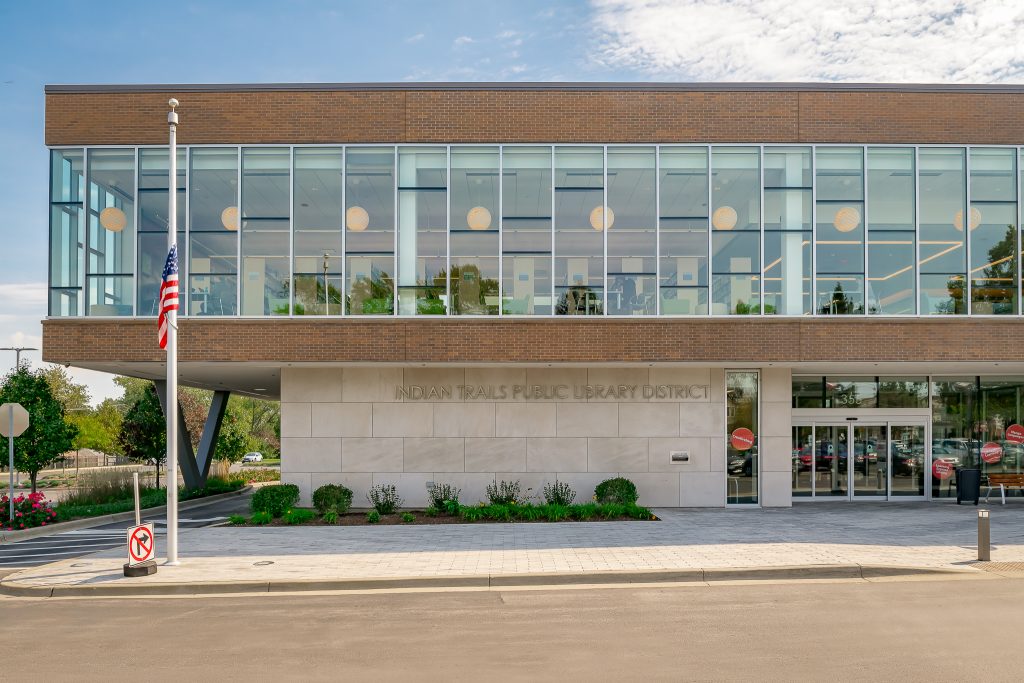 Indian Lakes Public Library in Illinois