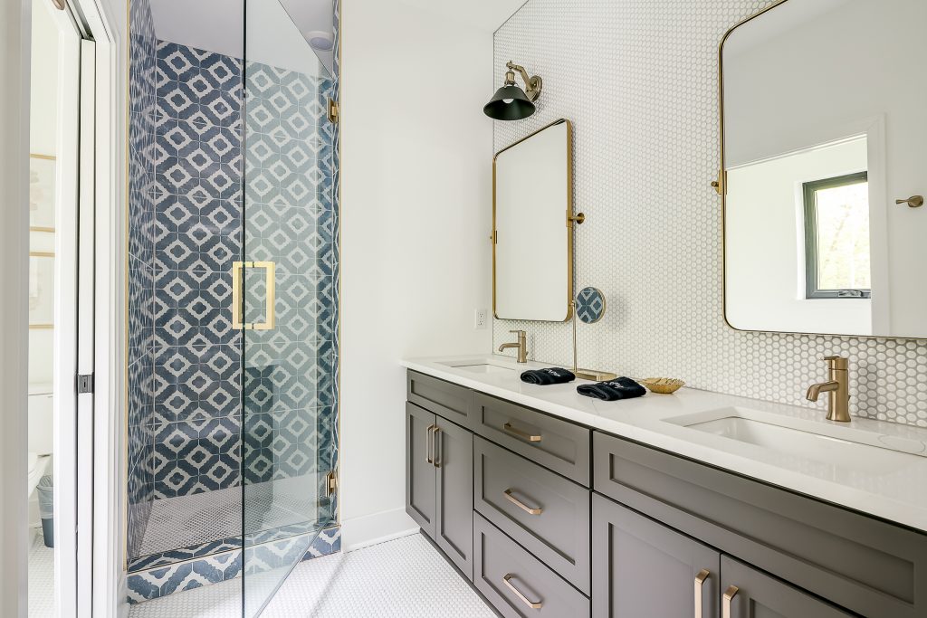 Luxury bathroom in house rental