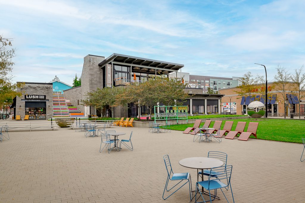 Community space in Cincinnati shopping mall