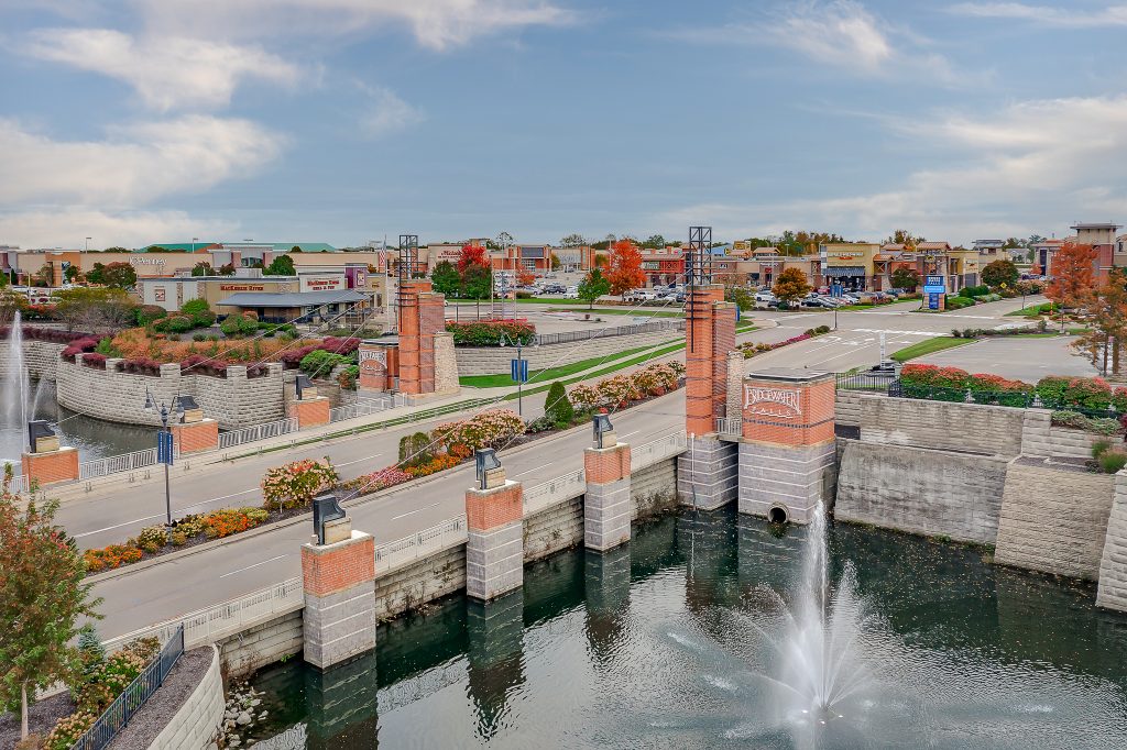 Aerial photo of Cincinnati shopping center